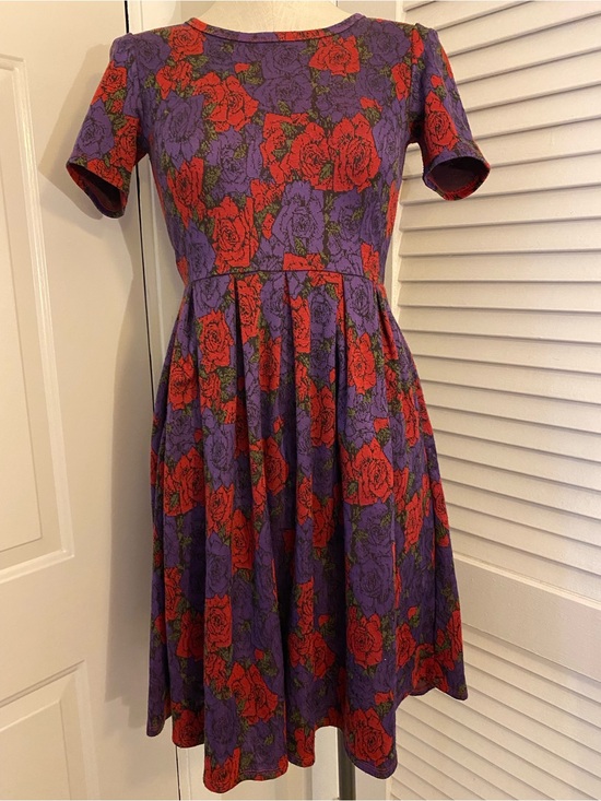LuLaRoe Dresses & Skirts - Flirty Vintage-Inspired LulaRoe Fit & Flare Dress- Size XS
